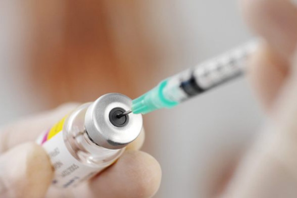 Кто виноват в дефиците вакцин против бешенства?