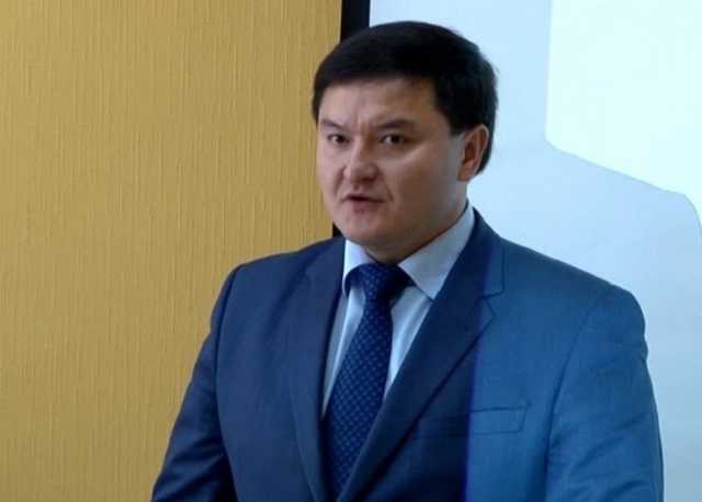 Соратник Порошенко через своего помощника, налоговика времен Януковича Романа Косинского наладил многомилионные коррупционные схемы