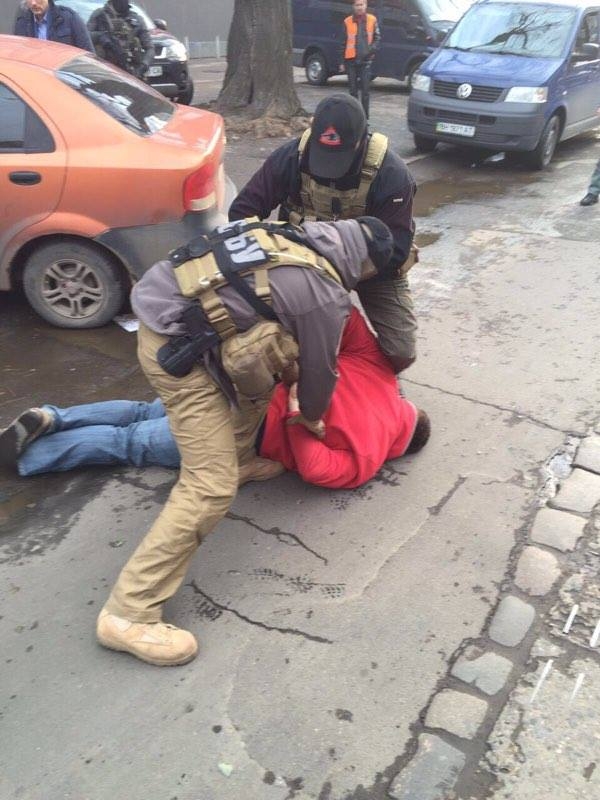 Только в Одессе: борцы с коррупцией шантажировали контрабандистов