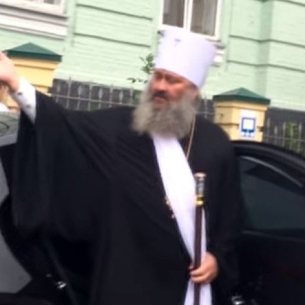 В церкви и монастыри УПЦ МП Украины прибудут 1450 священников из России и 700 семинаристов