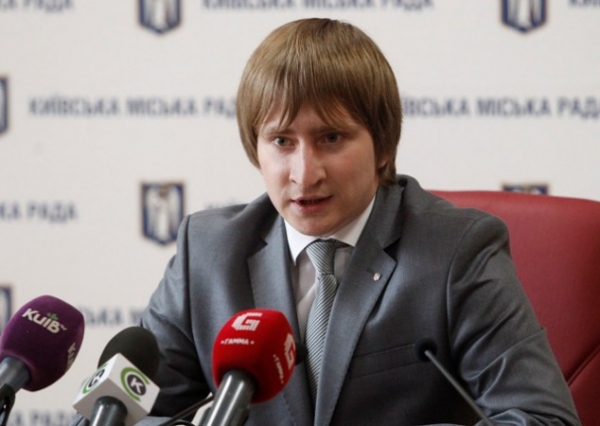 Глава аппарата КГГА Владимир Бондаренко попался на откровенном вранье