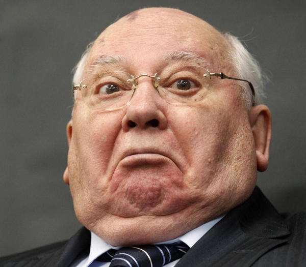 Михаил Горбачев станет персоной нон грата в Украине и получит санкции Запада