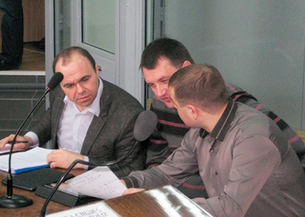 Народные депутаты из Блока Петра Порошенко приехали защищать в Бердянск однопартийца-коррупционера