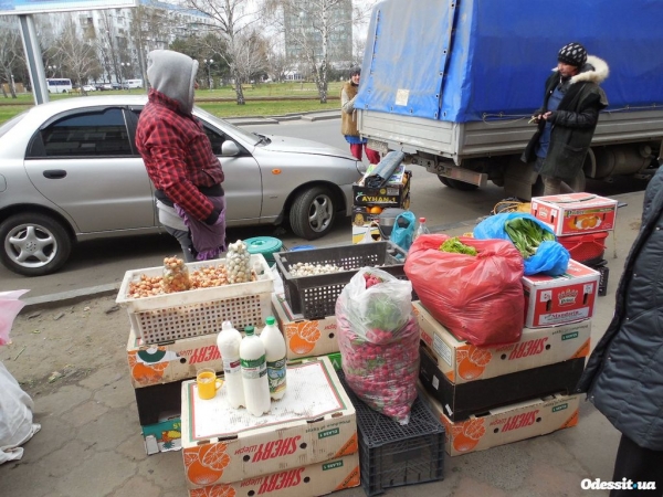 Стихийная торговля в Одессе - бизнес для чиновников, беда для жителей